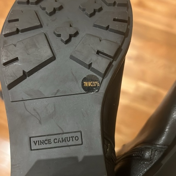 Vince Camuto Jorshie2 Wide Calf Tall Black Leather Boots Size 7M (EU 37.5) - Picture 6 of 15